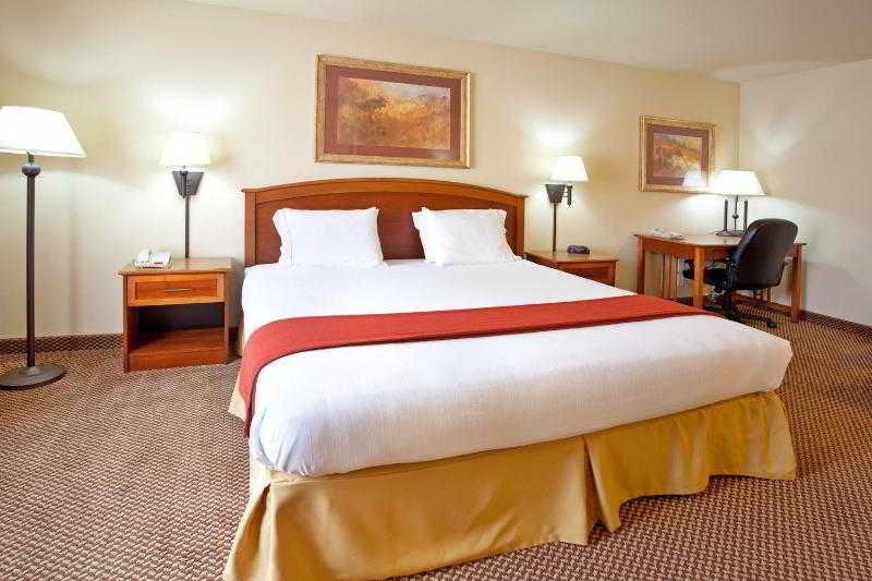 Holiday Inn Express Hotel & Suites Cedar City By Ihg Exteriör bild