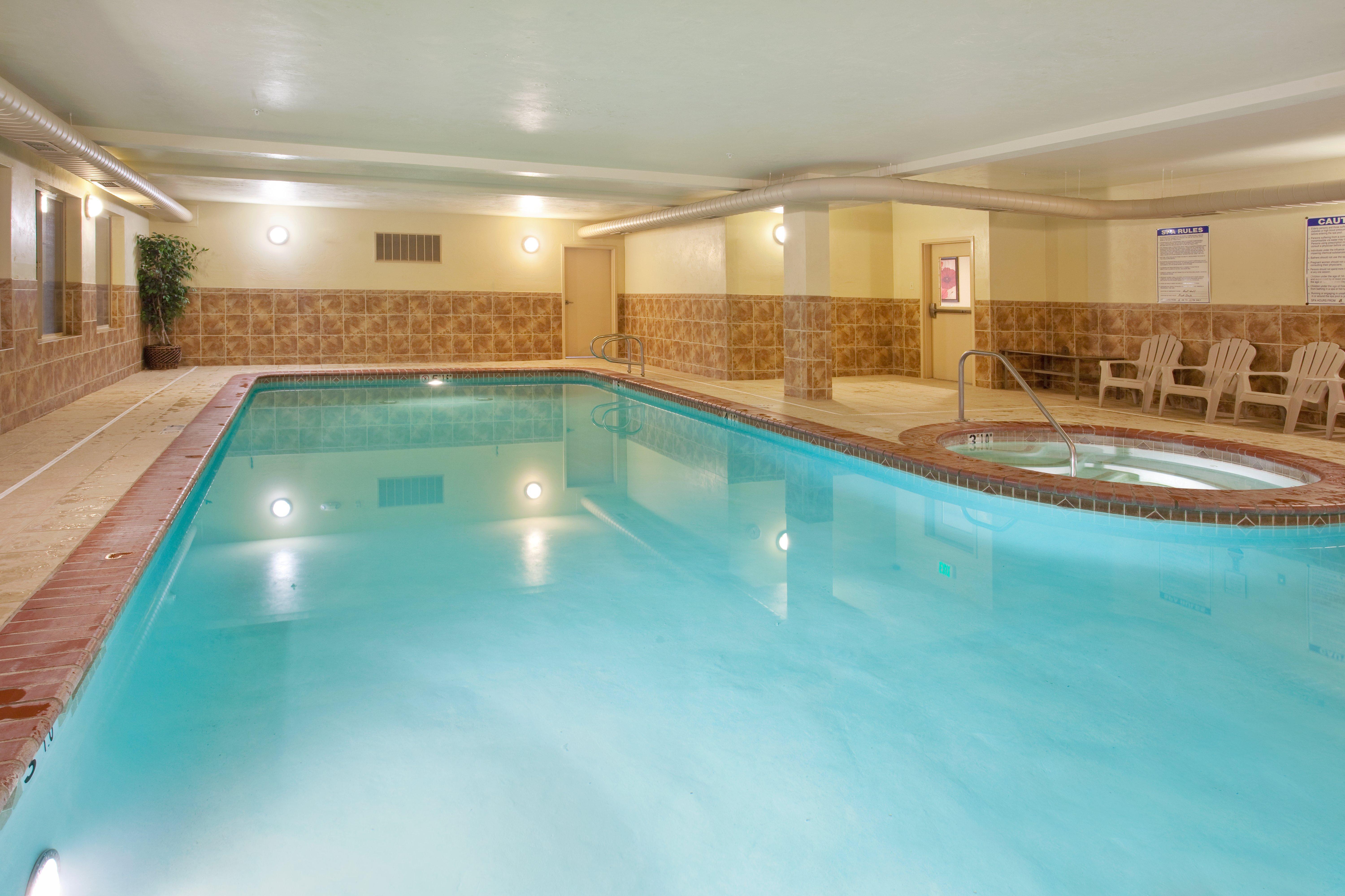 Holiday Inn Express Hotel & Suites Cedar City By Ihg Exteriör bild